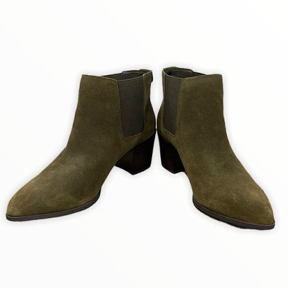 Anne Klein Geordanna Block-Heel Bootie in Size 9 - Picture 6 of 11